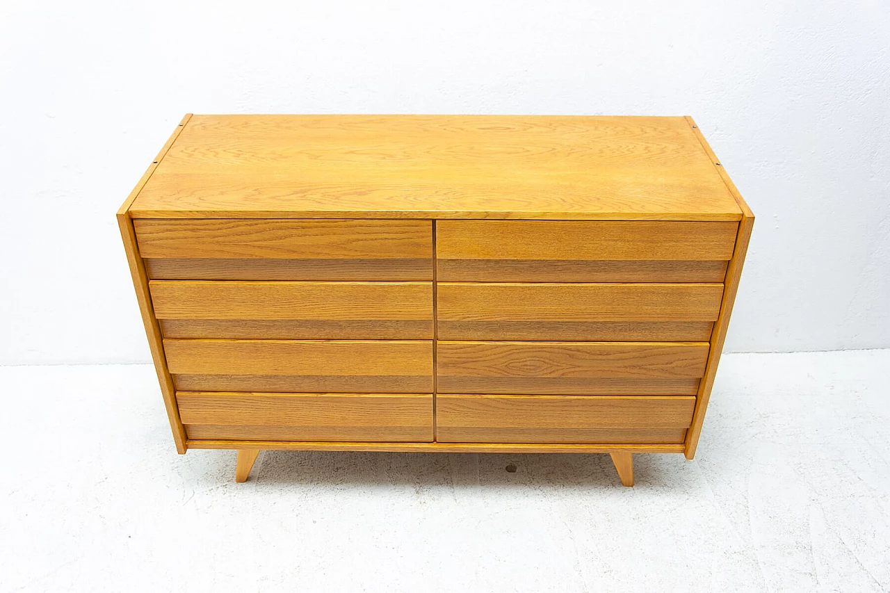 U-453 oak and plywood chest of drawers by Jiri Jiroutek for Interiér Praha, 1960s 5