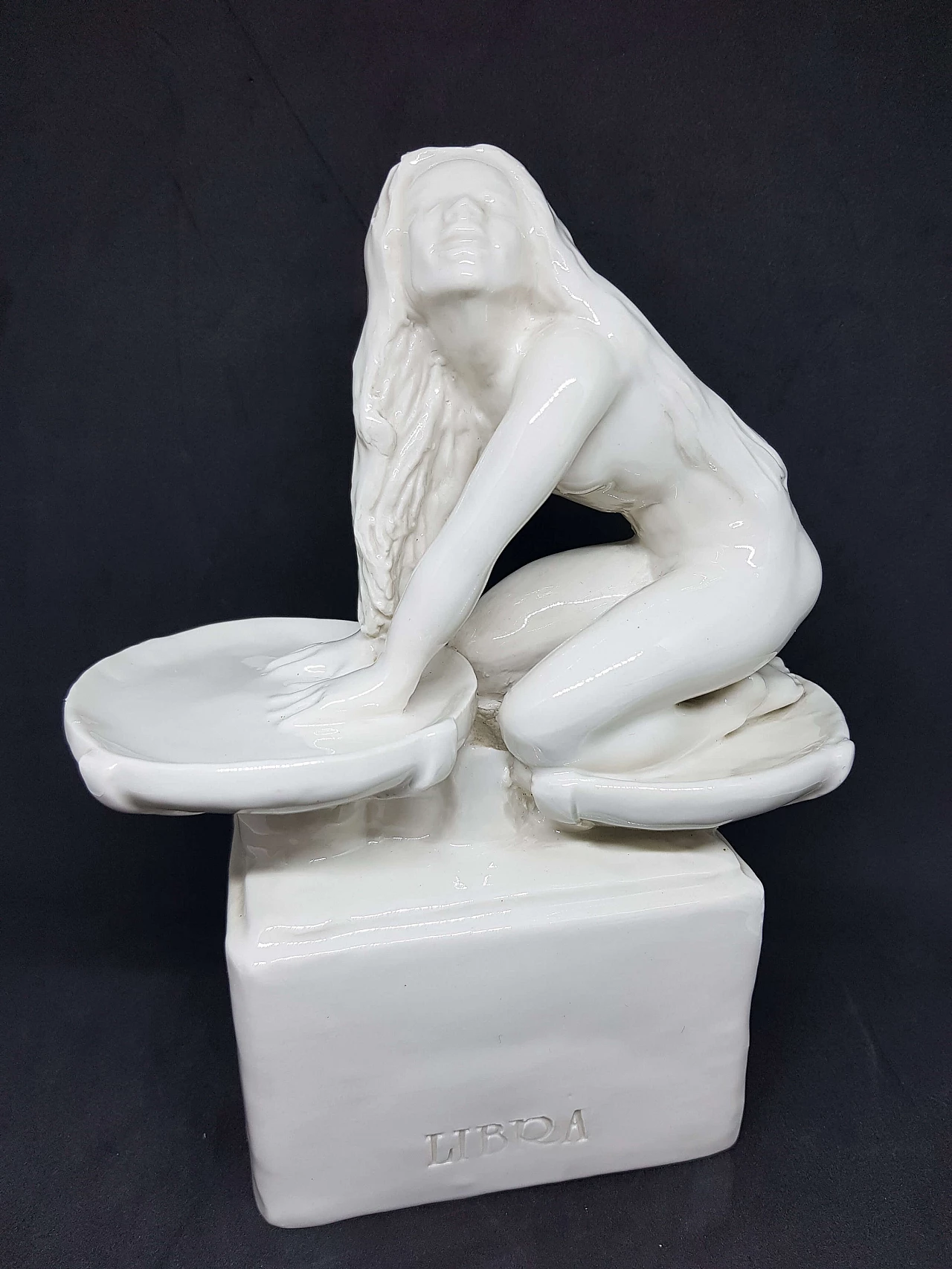 Scultura Libra in ceramica di Silvio Righetto per Cacciapuoti, anni '40 1