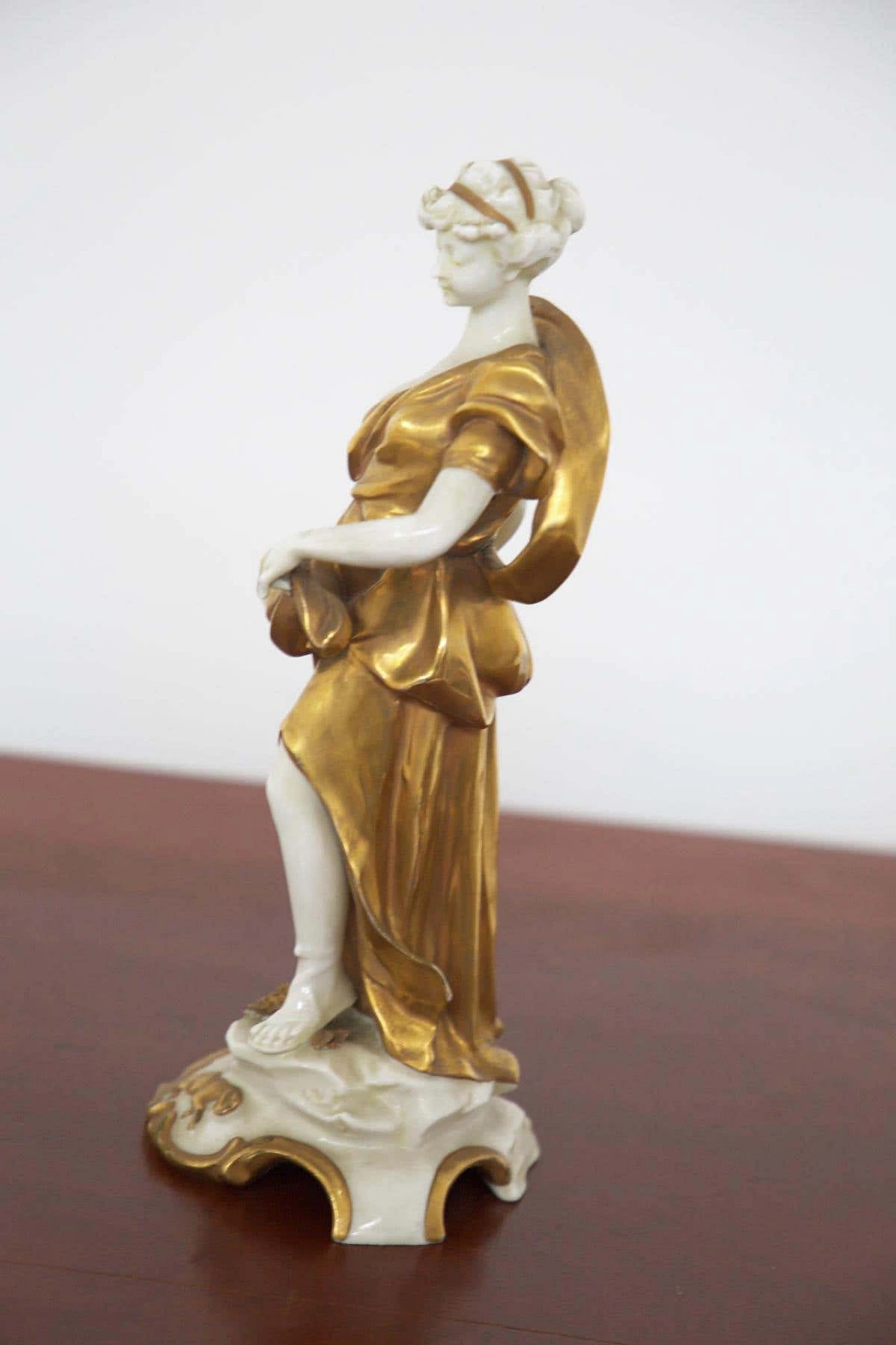 Aries statuette in gilded Capodimonte ceramic, early 20th century 4