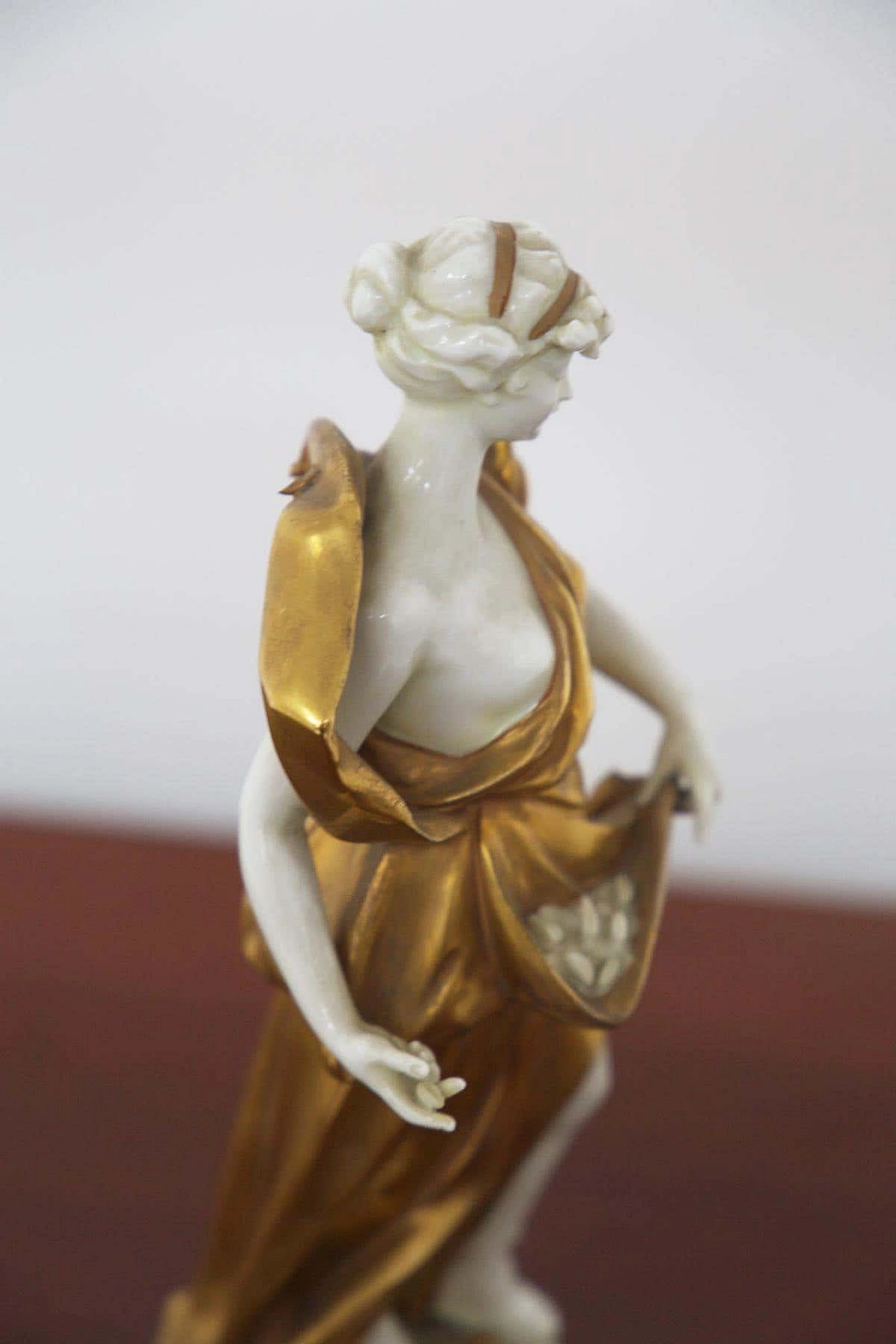 Aries statuette in gilded Capodimonte ceramic, early 20th century 5