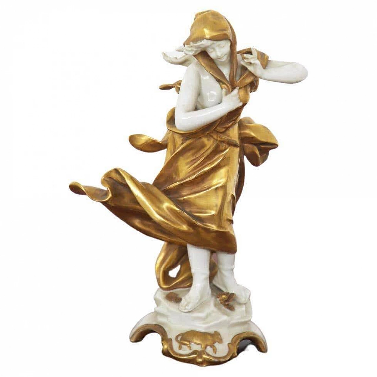 Taurus figurine in gilded Capodimonte ceramic, early 20th century 1