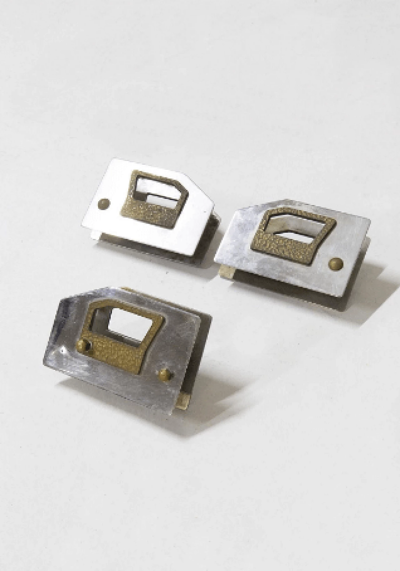 3 Handles in brass and nickel plated brass, 1950s 2