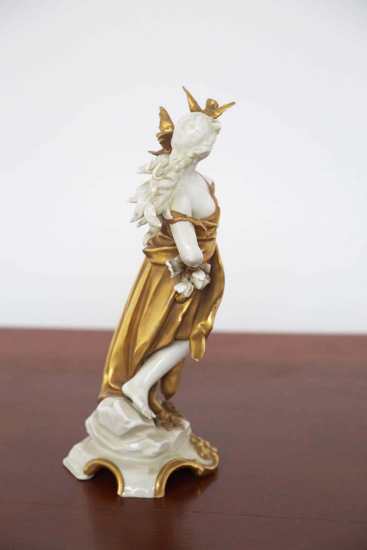 Gemini statuette in gilded Capodimonte ceramic, early 20th century 3