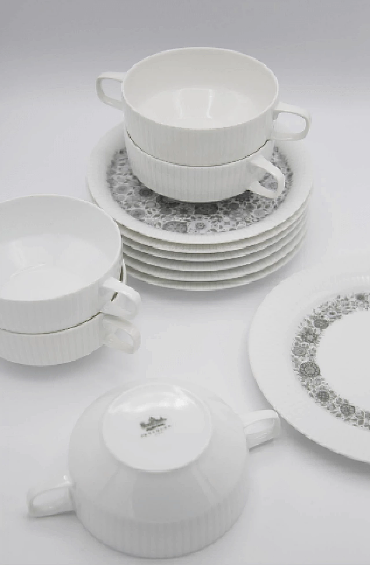 Porcelain tea service by Tapio Wirkkala for Rosenthal, 1960s 11