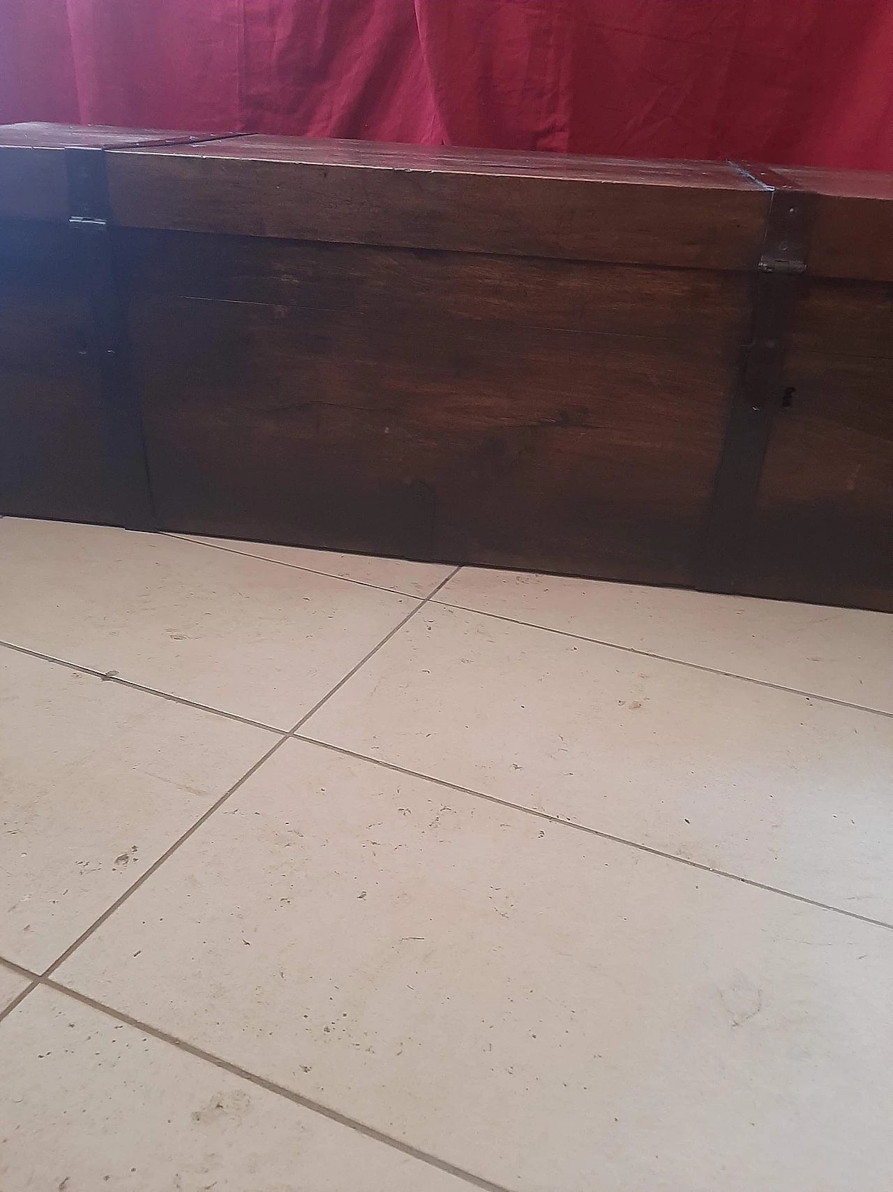 Walnut and metal trunk, early 19th century 3