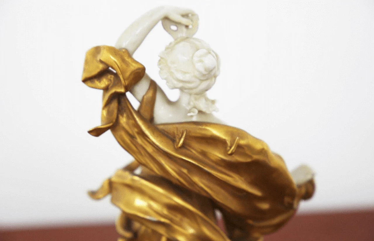 Pisces statuette in gilded Capodimonte ceramic, early 20th century 4