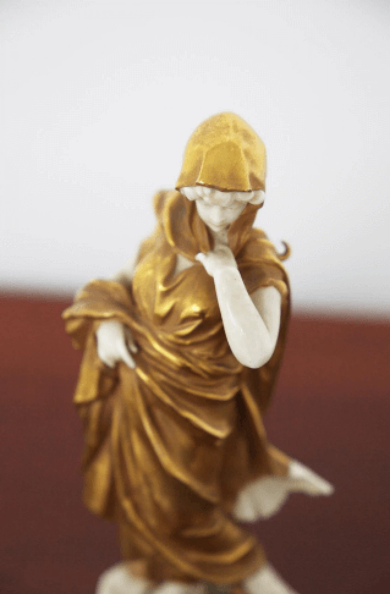Aquarius statuette in gilded Capodimonte ceramic, early 20th century 6