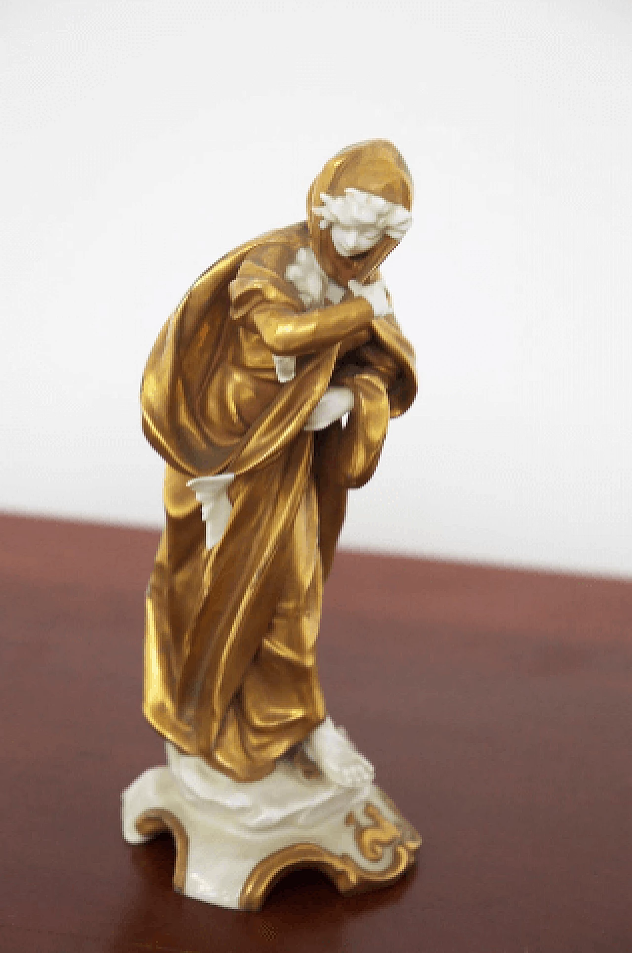 Capricorn statuette in gilded Capodimonte ceramic, early 20th century 4