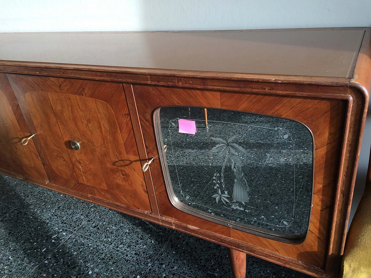 Credenza in radica con due ante specchiate, anni '40 3