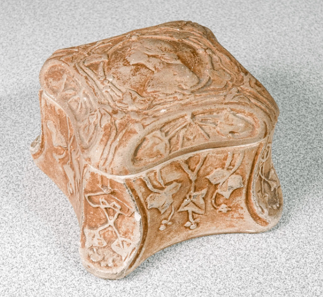 Small ceramic box by Manifattura Di Signa, early 20th century 1