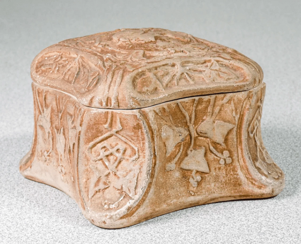 Small ceramic box by Manifattura Di Signa, early 20th century 5