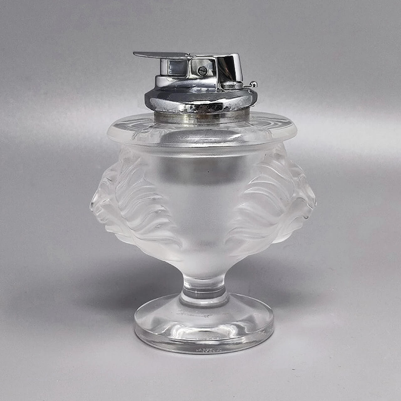 Crystal ashtray and table lighter by Lalique, 1970s 3