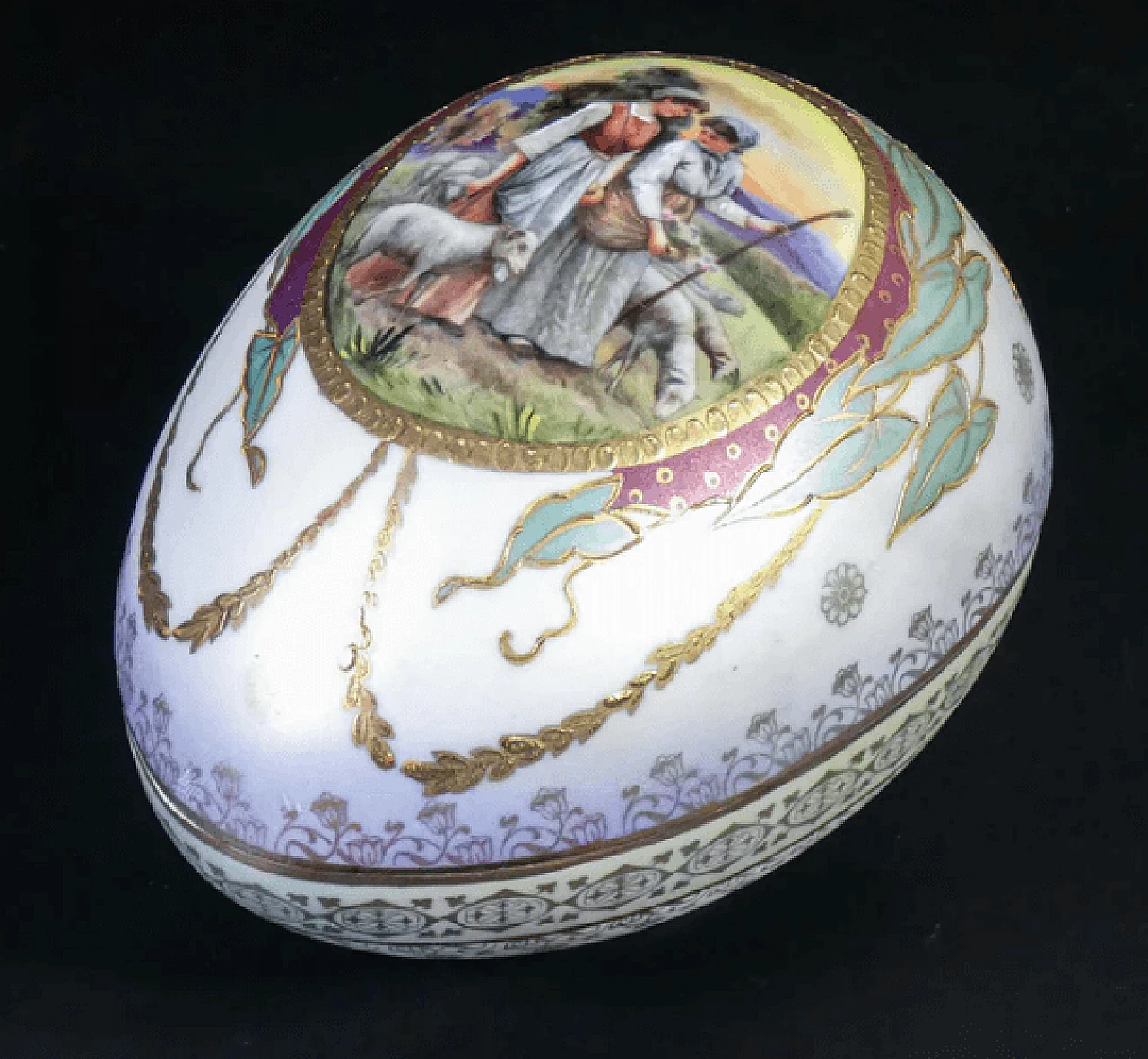 Scatolina a uovo in ceramica di Sèvres dipinta 2