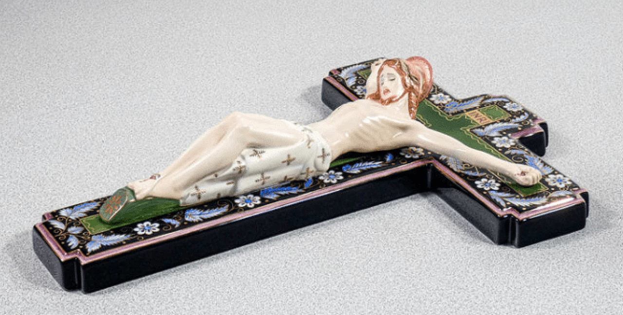 Crocifisso in ceramica di Maria Balossi per Lenci, anni '30 1