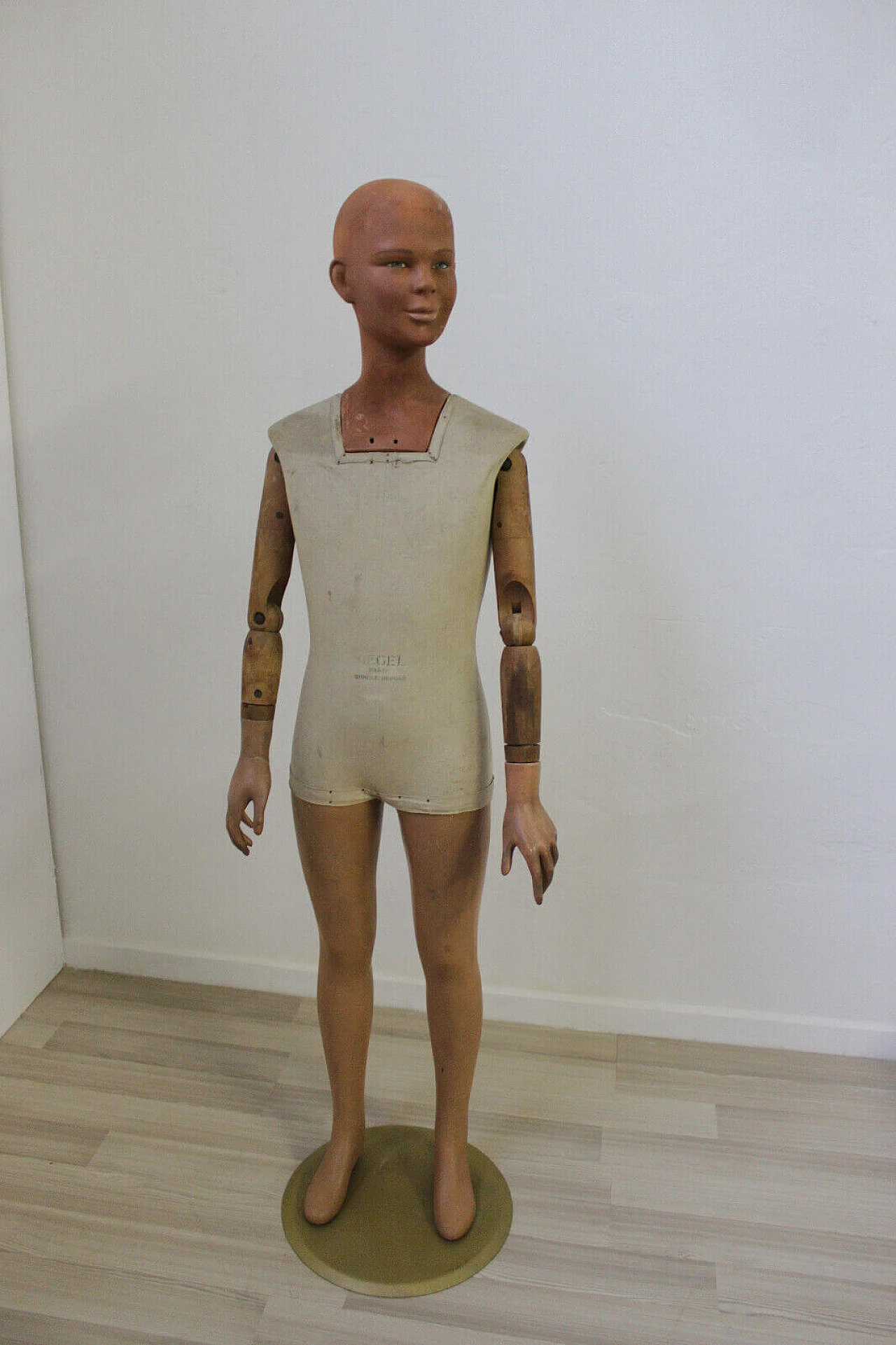 Wood and terracotta jointed mannequin by Hegel, 1930s 7