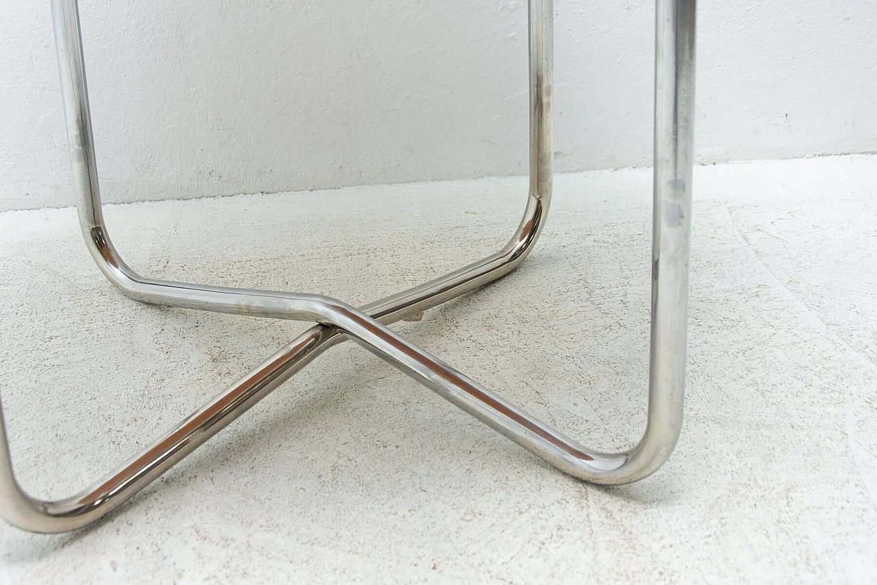 4 Chairs and round bentwood table by Hynek Gottwald, 1930s 15