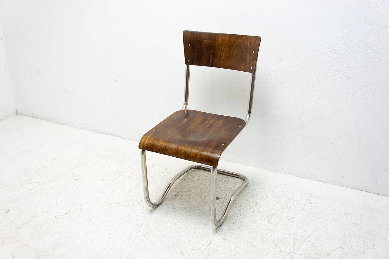 4 Chairs and round bentwood table by Hynek Gottwald, 1930s 26