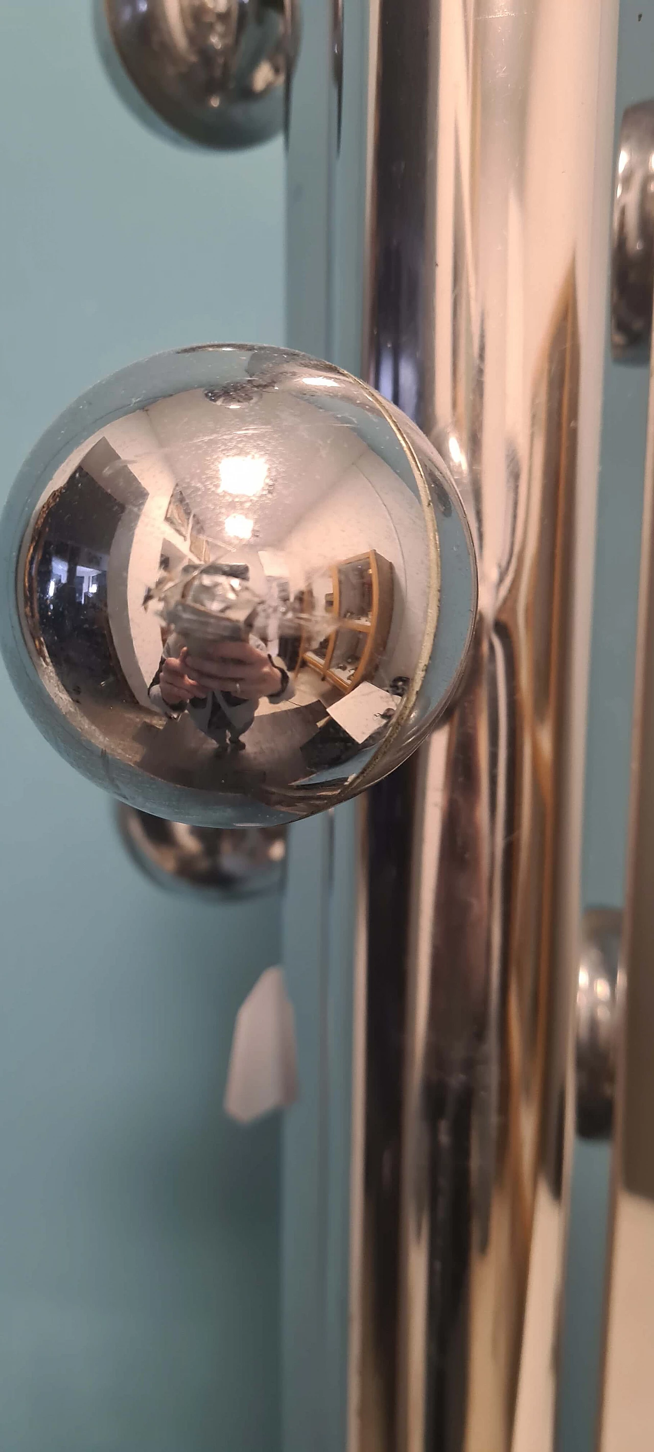 Chromed steel and wood standing coat rack, 1970s 6