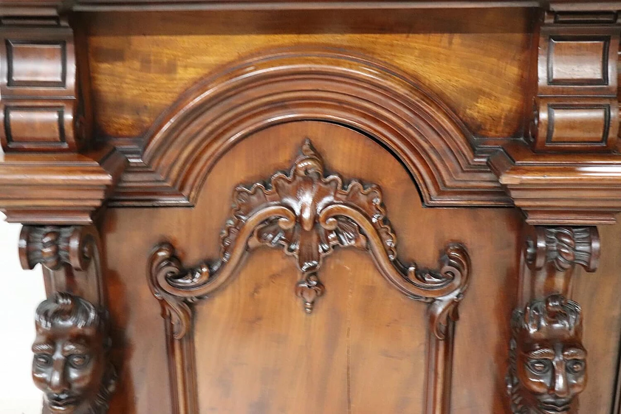 Mahogany sideboard with carvings, early 20th century 12