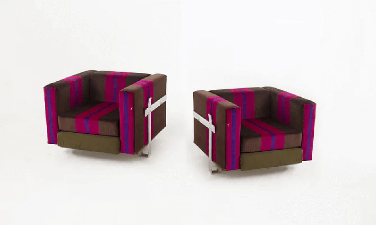 Pair of armchairs by Kazuhide Takahama for Simon Gavina, 1970s 1