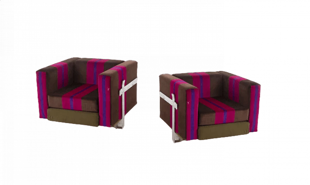 Pair of armchairs by Kazuhide Takahama for Simon Gavina, 1970s 4