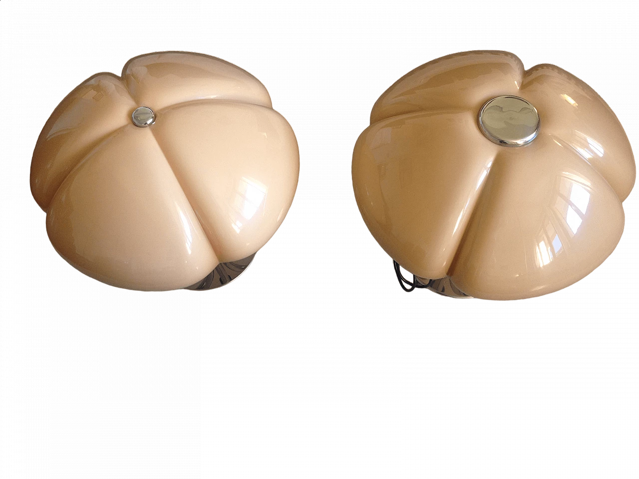 Pair of Quadrifoglio lamps by Gae Aulenti for Guzzini, 1970s 12