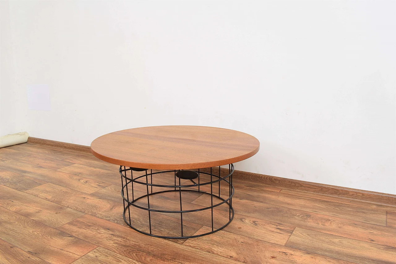 Round teak and metal coffee table, 1970s 4