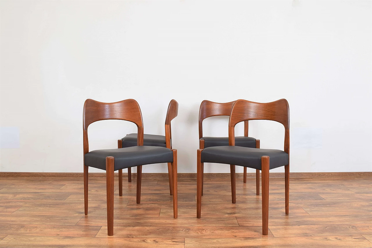 4 Chairs by Arne Hovmand-Olsen for Mogens Kold, 1960s 2