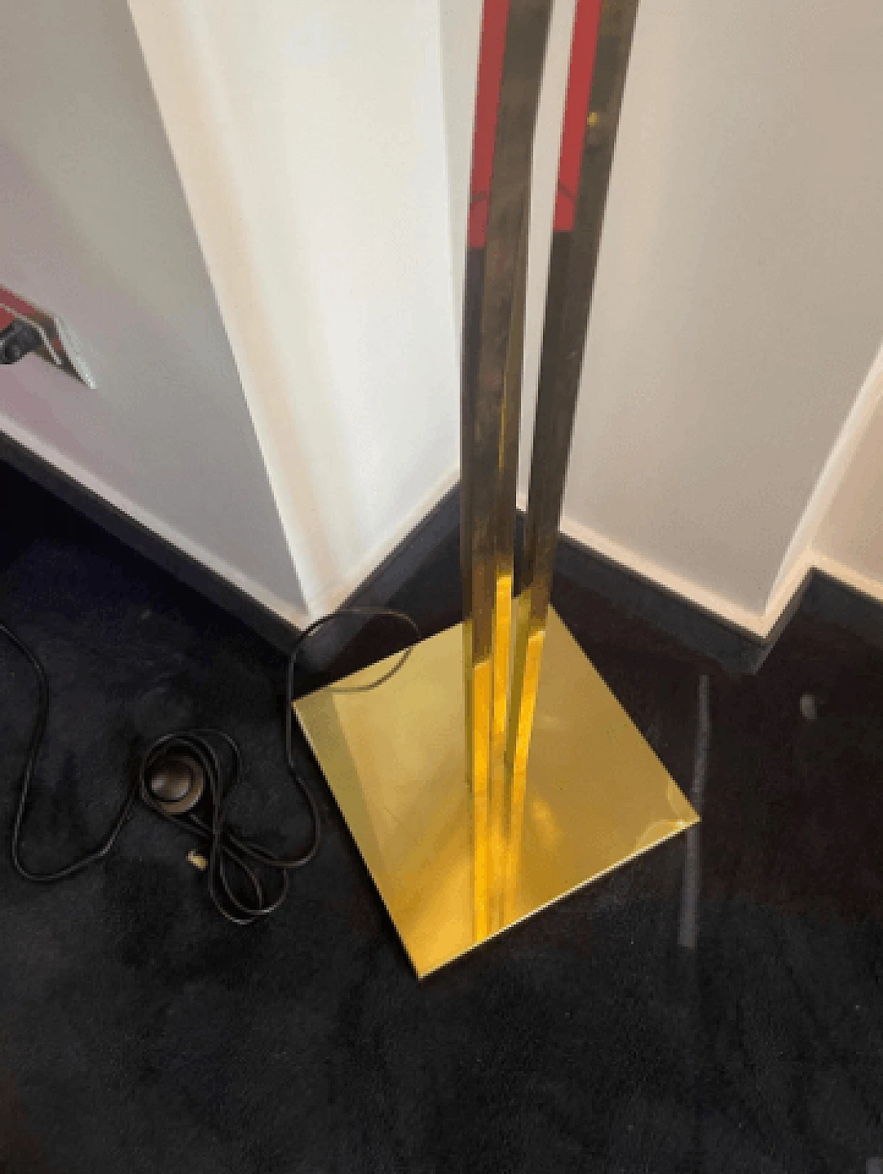 Brass floor lamp with leaves 9