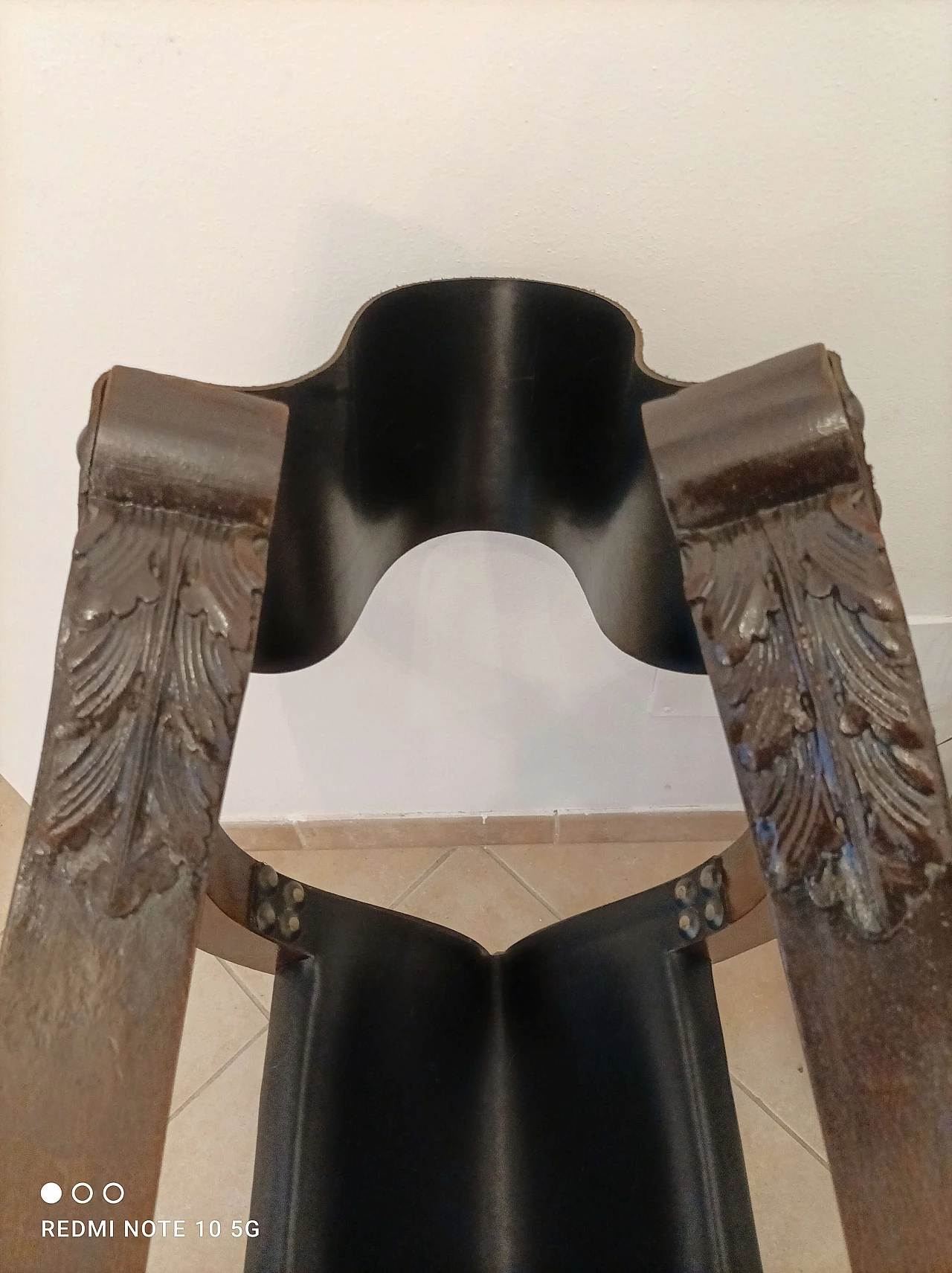 Sedia Savonarola stile Neorinascimentale in massello di noce, inizio '900 6