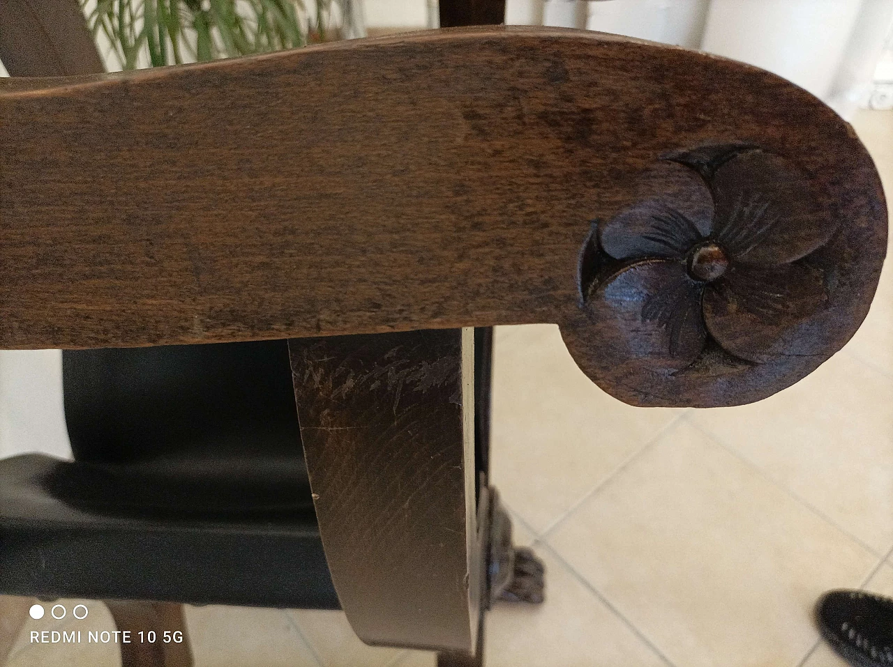 Sedia Savonarola stile Neorinascimentale in massello di noce, inizio '900 16