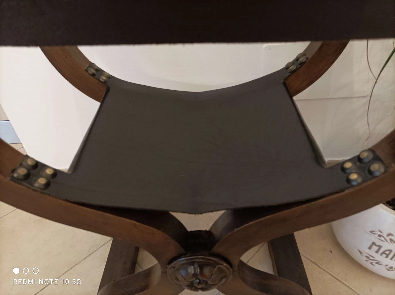 Sedia Savonarola stile Neorinascimentale in massello di noce, inizio '900 20