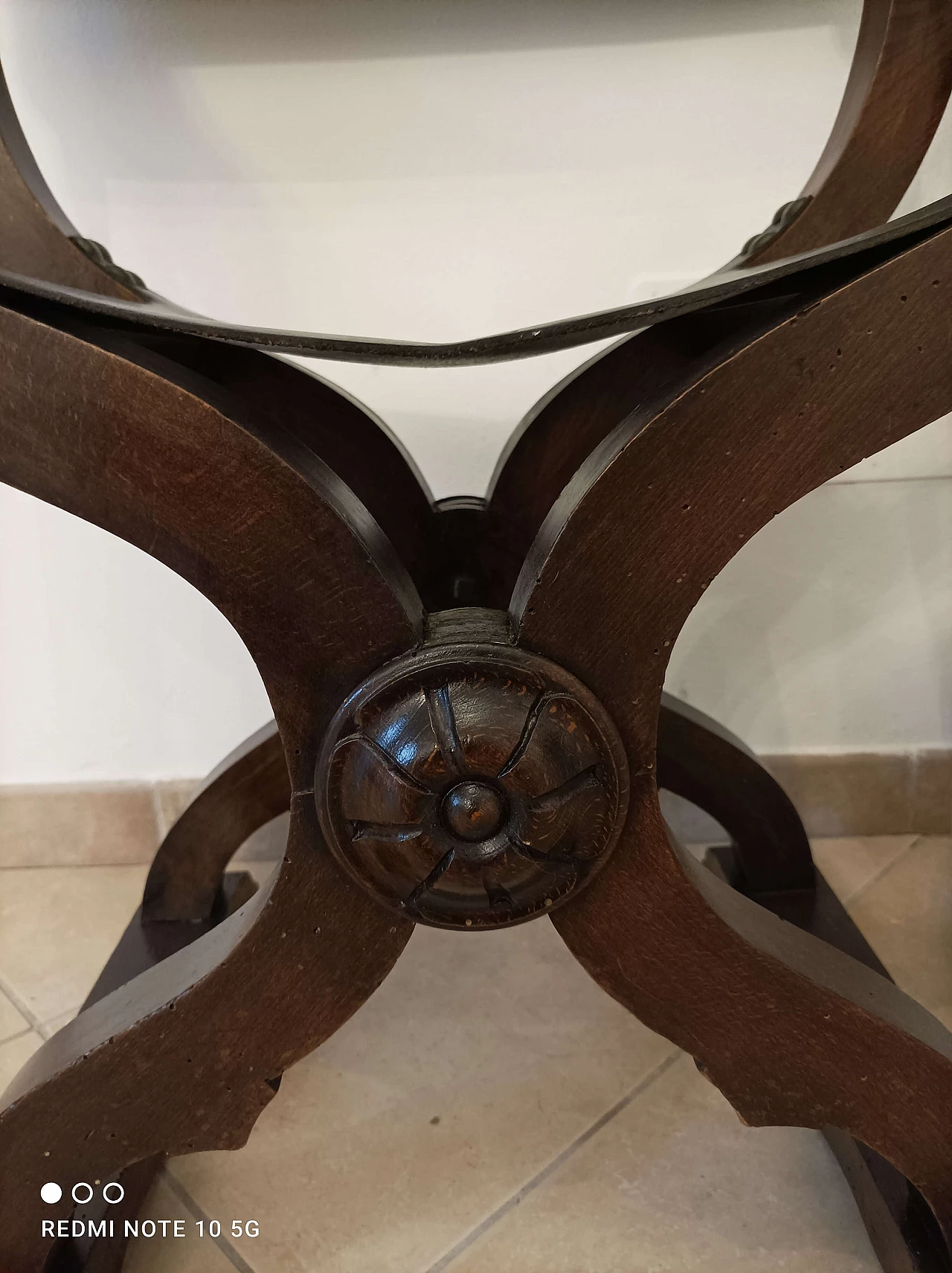 Sedia Savonarola stile Neorinascimentale in massello di noce, inizio '900 24