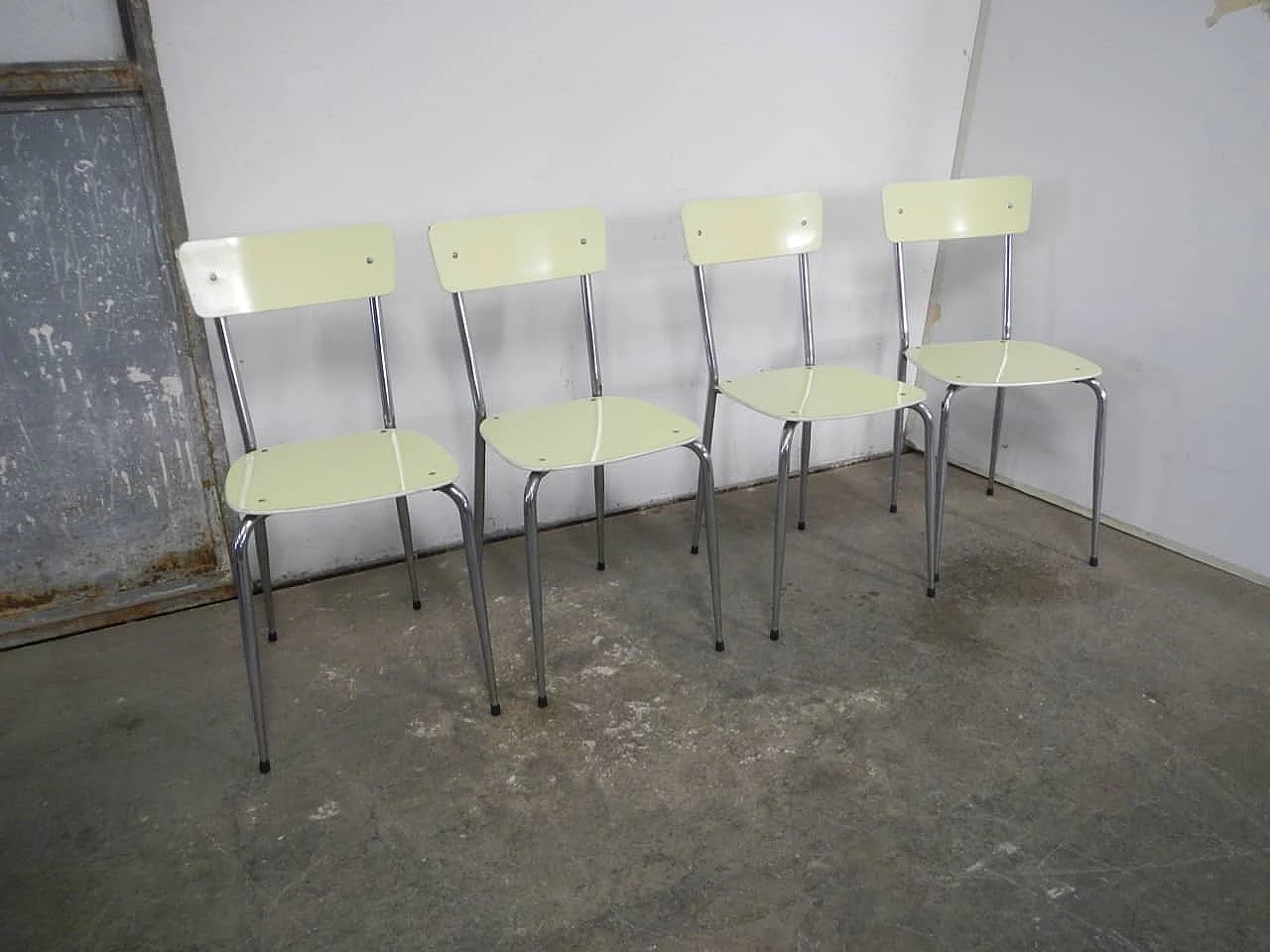 4 Yellow formica chairs, 1970s 2
