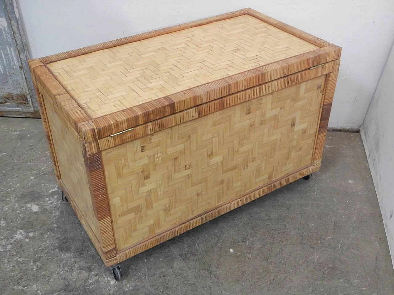 Rattan and plywood trunk with wheels, 1970s 8
