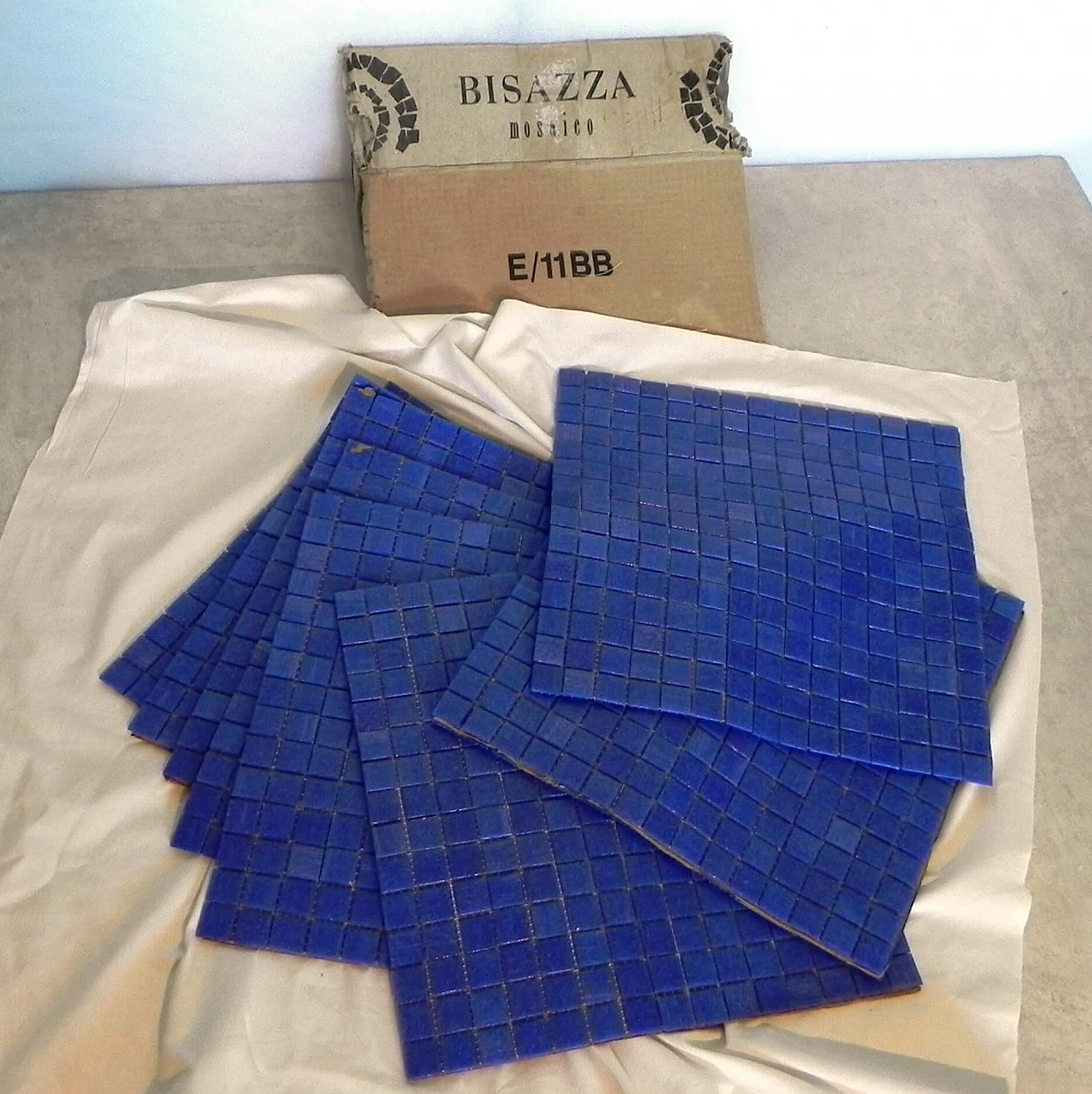 8 Fogli di mosaico blu di Bisazza, anni '90 4