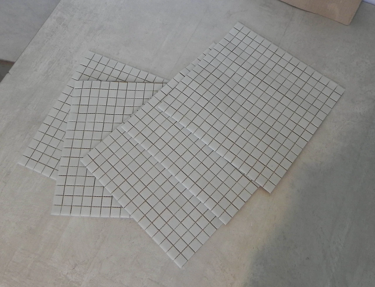 7 Fogli di mosaico bianco di Bisazza, anni '90 2