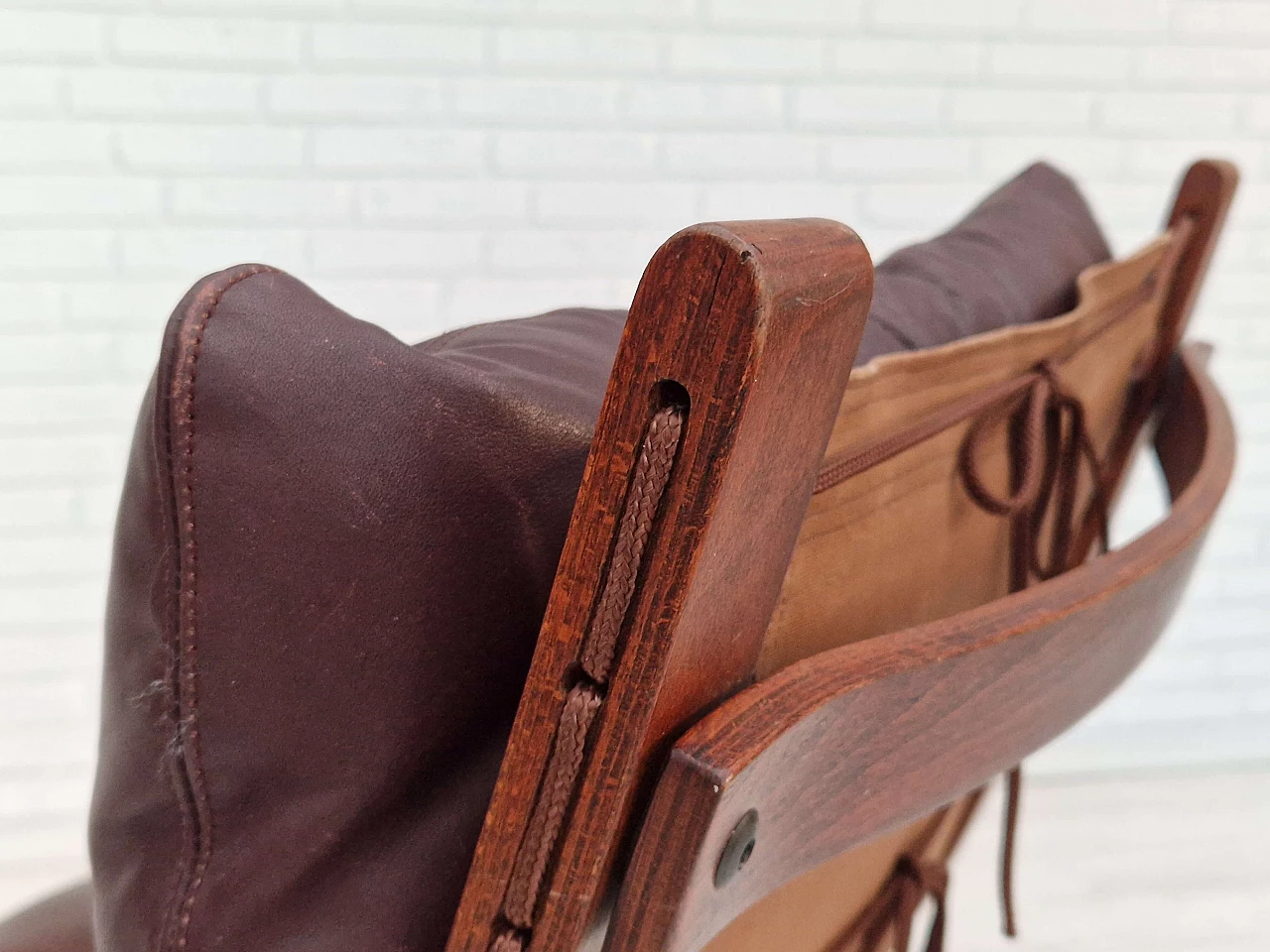 Siesta leather lounge armchair by Ingmar Relling for Westnofa Furniture, 1960s 9