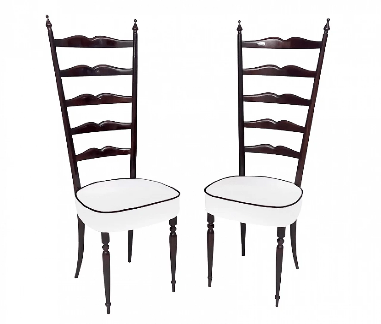 Coppia di sedie chiavarine in faggio ebanizzato con tappezzeria bianca, anni '50 1
