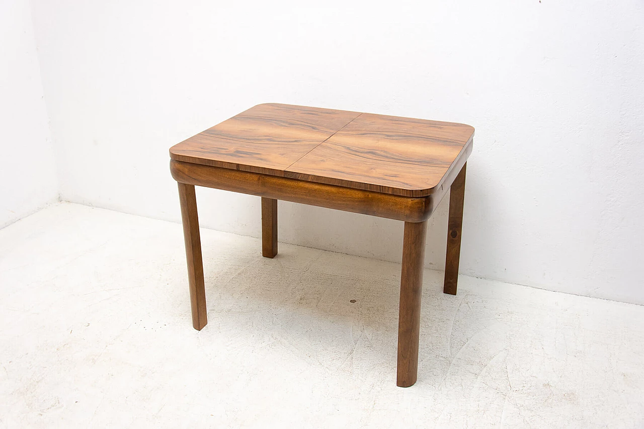 Art Deco walnut veneered extendable table, 1940s 2