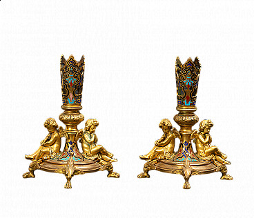 Coppia di candelieri Napoleone III in bronzo dorato e smaltato, '800