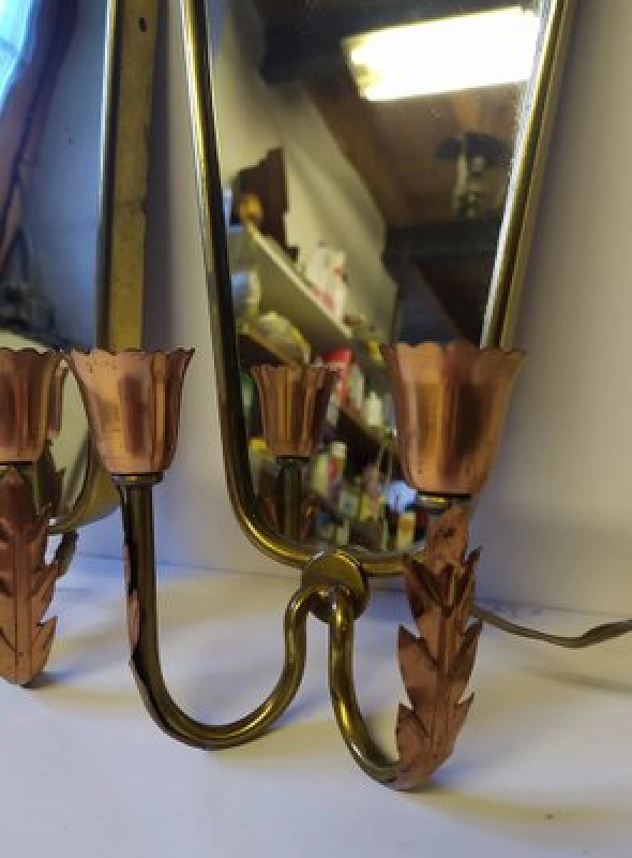 Pair of wall lights with mirror attributed to Pietro Chiesa for Fontana Arte, 1930s 5