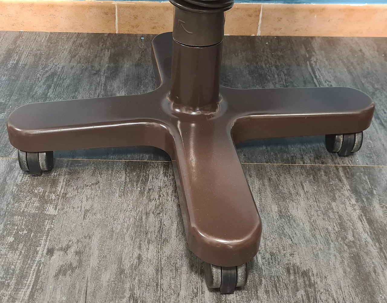 Poltrona di Ettore Sottsass per Olivetti Synthesis, anni '70 5