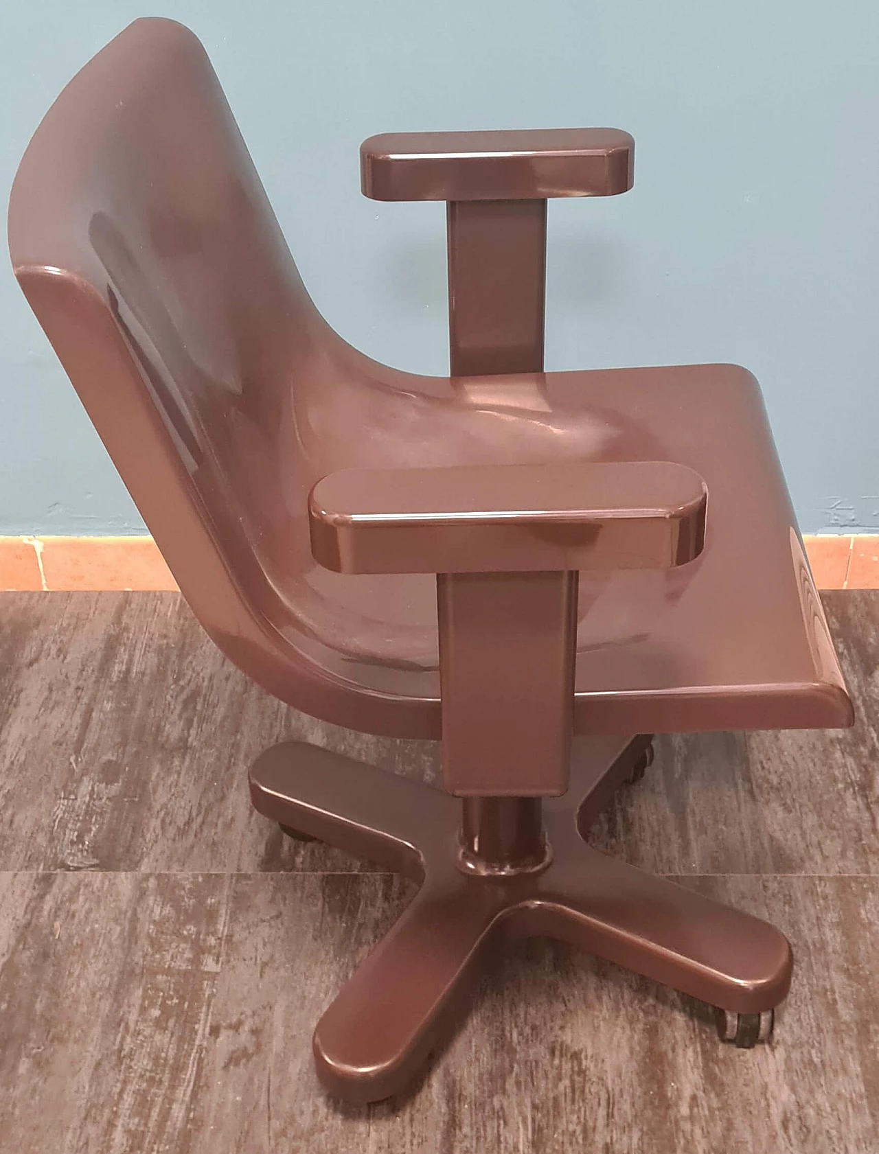 Poltrona di Ettore Sottsass per Olivetti Synthesis, anni '70 7