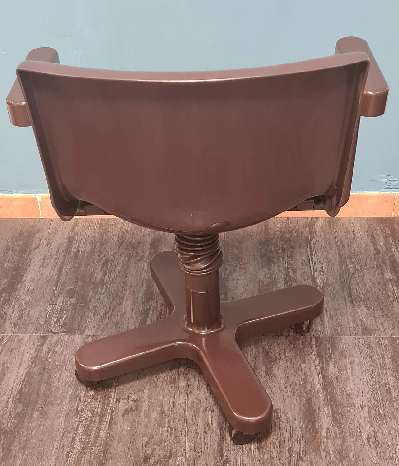 Poltrona di Ettore Sottsass per Olivetti Synthesis, anni '70 8