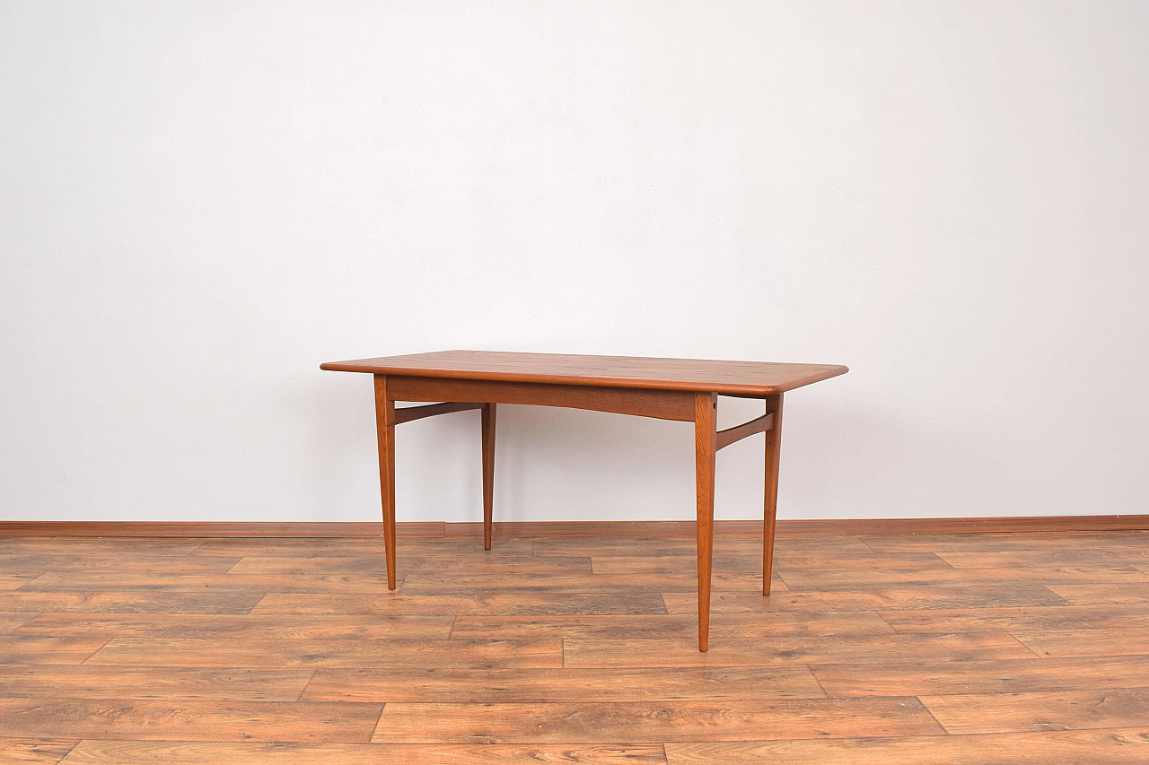 Tavolino danese con gambe in frassino massiccio e piano in teak, anni '60 3