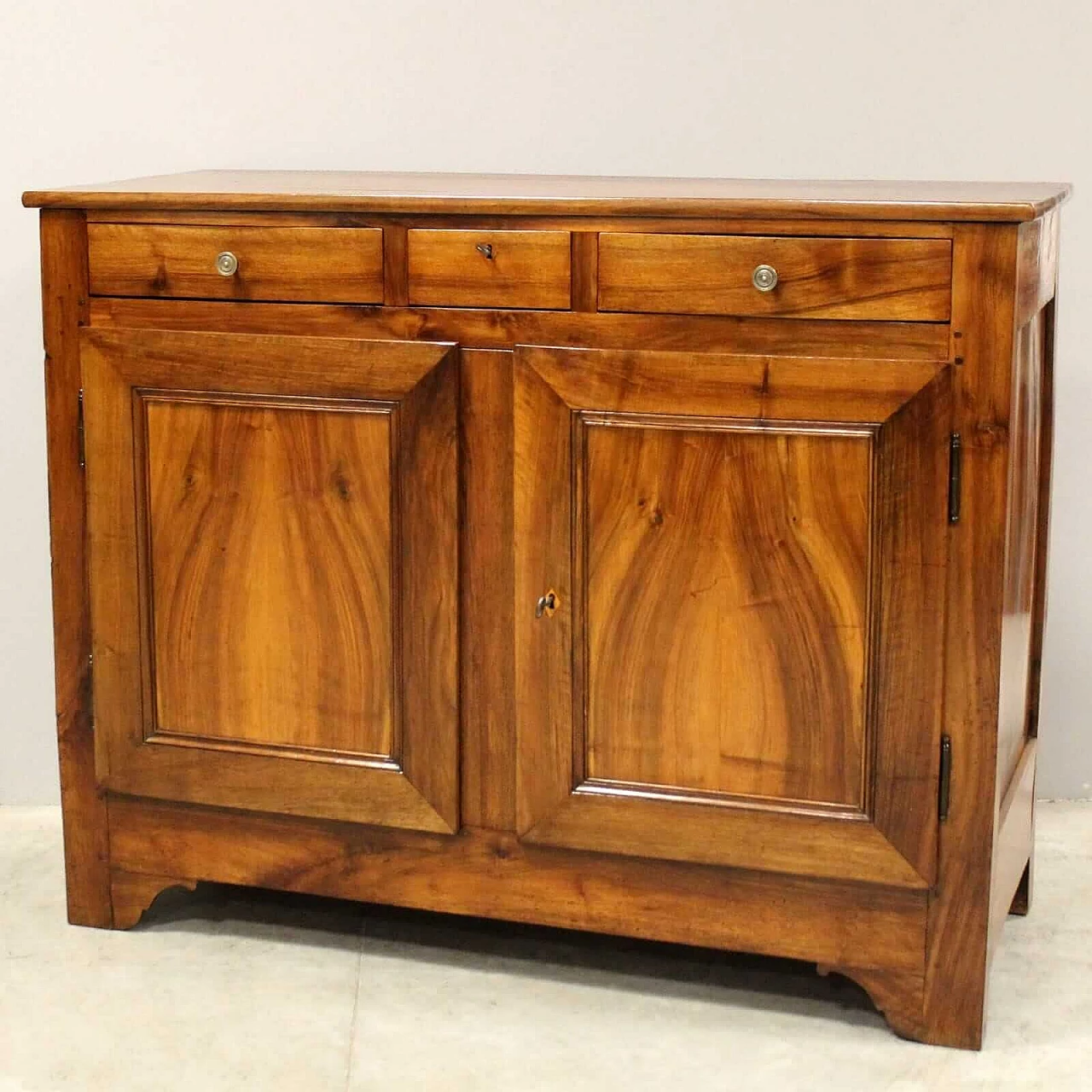 Credenza Luigi Filippo in noce massello, metà '800 1