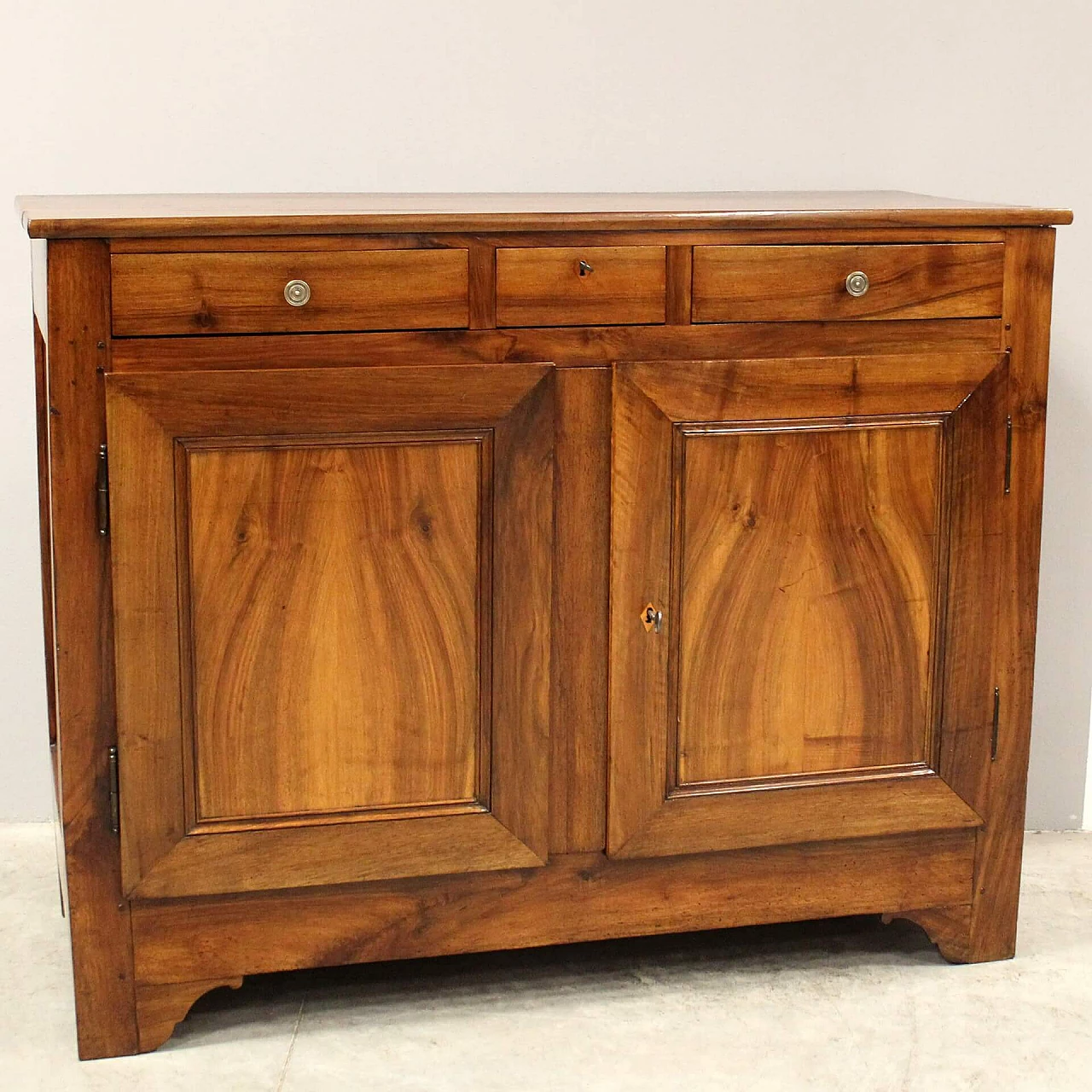 Credenza Luigi Filippo in noce massello, metà '800 2