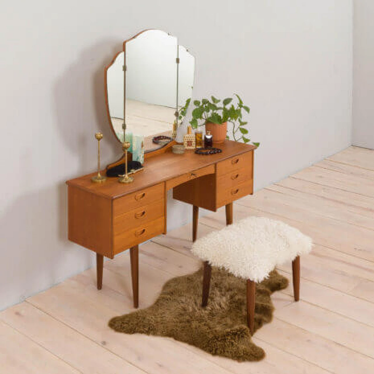 Danish teak vanity table with folding mirror, 1960s 8
