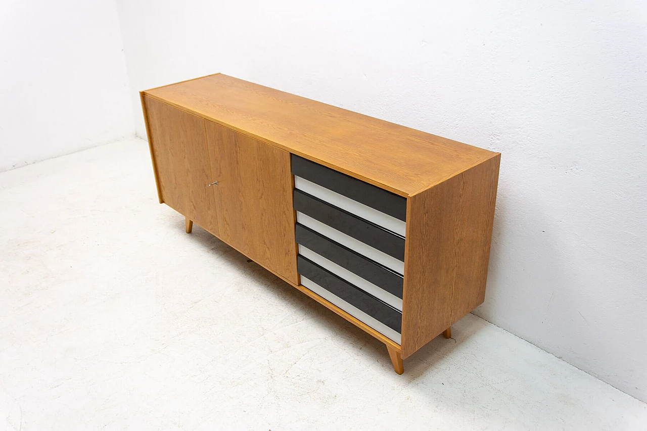 U-460 sideboard by Jiri Jiroutek for Interier Praha, 1960s 3